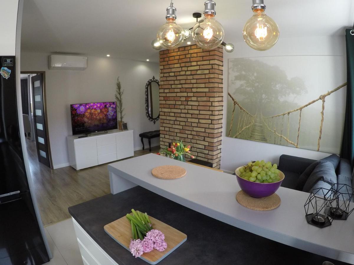 Apartament Bieszczady Daire Ustrzyki Dolne Dış mekan fotoğraf